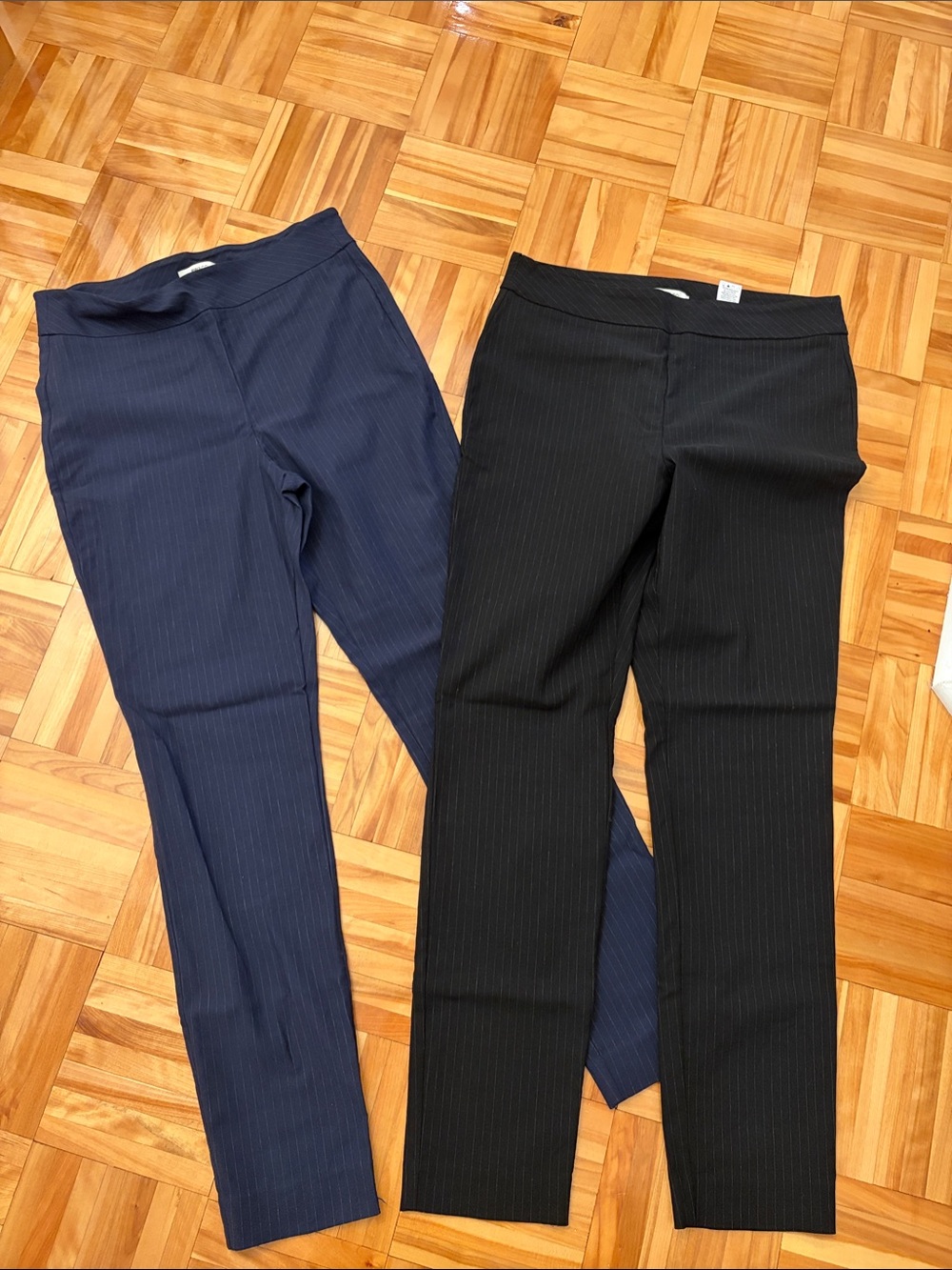 2 for 1 !!! RW&CO. Women's Straight-Leg Pinstripe Pull-On Pants - Navy & Black